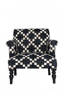 ARMCHAIR DHURRIE CHECK